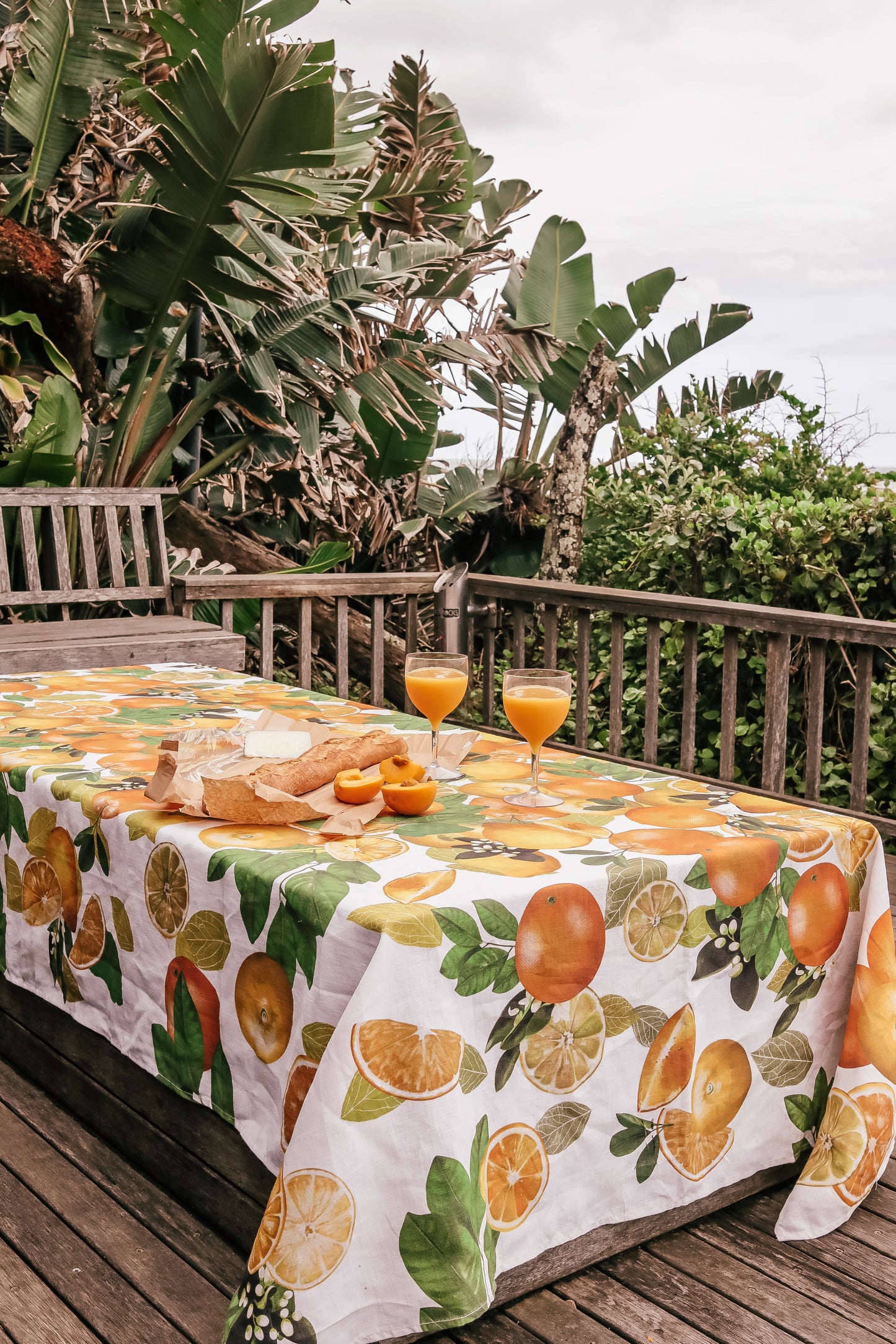 Olive Oil & Tablecloth Set
