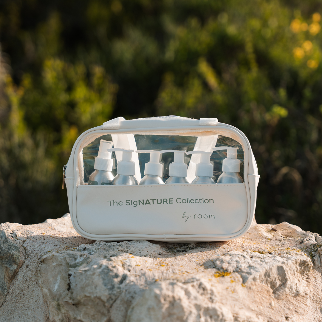 The SigNATURE Toiletry Bag incl. Natural Travel Products