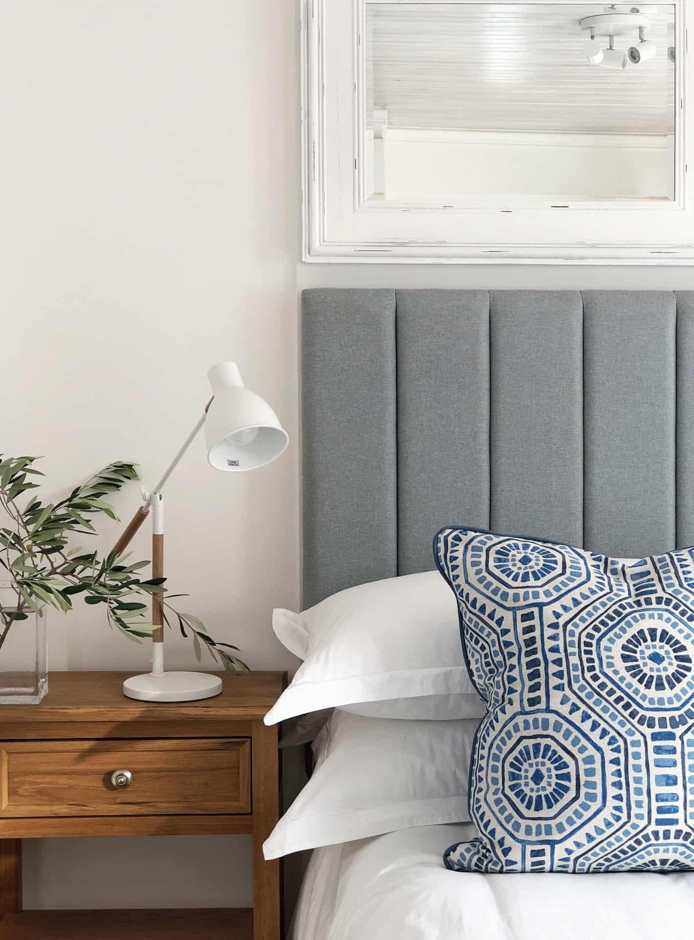 Whalesong Beach Cottage nestled in the heart of Churchhaven, a secluded fishing village within the pristine West Coast National Park. Sleeps 9.