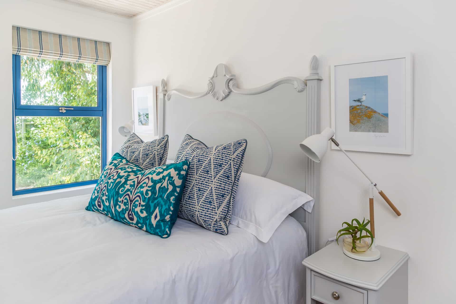 Whalesong Beach Cottage nestled in the heart of Churchhaven, a secluded fishing village within the pristine West Coast National Park. Sleeps 9.