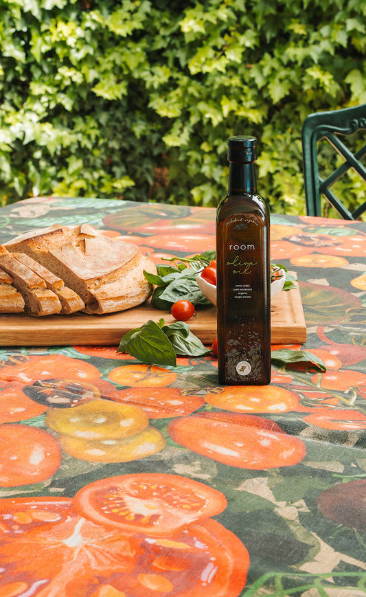 Olive Oil & Linen Tablecloth Set
