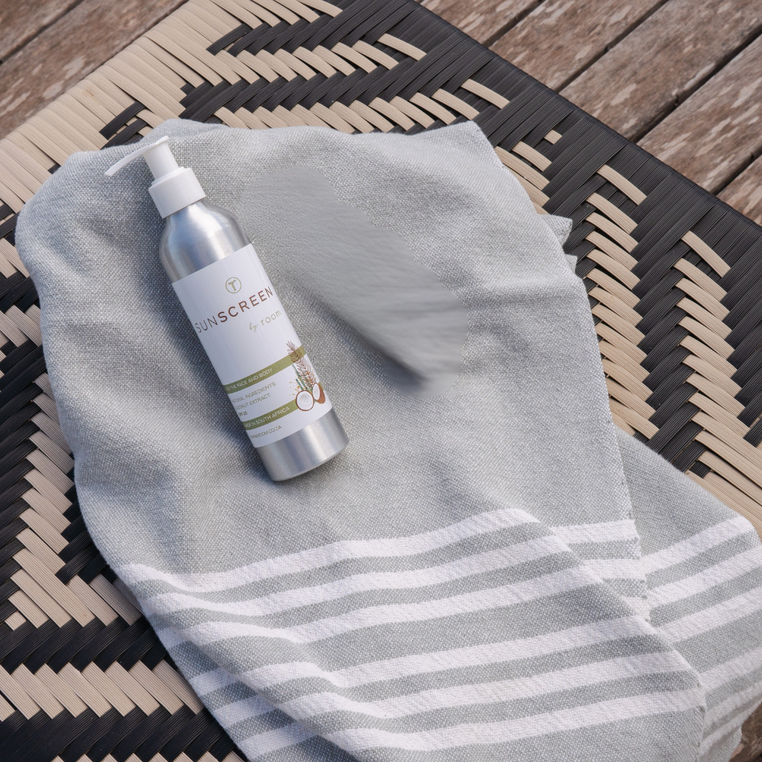 Coconut Sunscreen & Handwoven Cotton, Large Towel