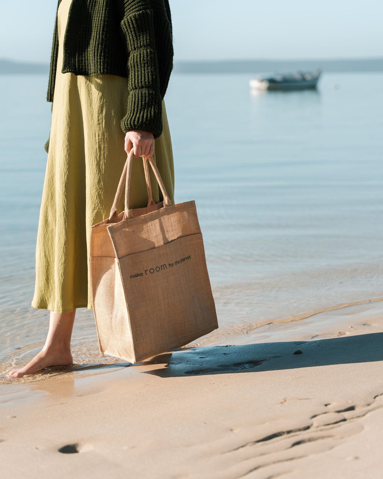 Shopper is a stylish, eco-friendly bag designed for conscious living. Made from durable, biodegradable jute, it’s perfect for shopping, beach trips, or everyday use. Featuring a minimalist design and roomy interior, this shopper is both practical and sustainable—a must-have for those looking to reduce waste while staying chic.