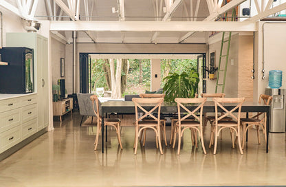 Witteboomen Forest Cottage nestled in the heart of the lush Constantia Winelands comfortably accommodating up to 8 guests across 4 bedrooms.